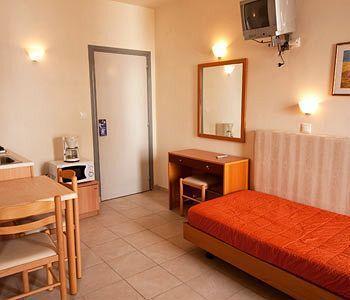 Achillion Lejlighedshotel